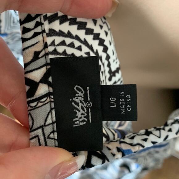 Mossimo patterned black & white & blue & cream romper - Picture 5 of 7